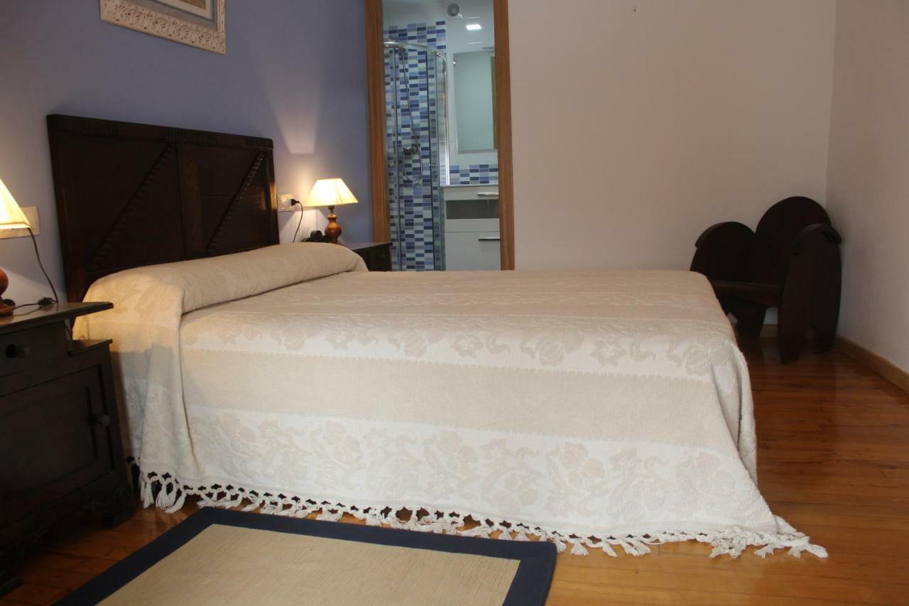 Casa Solveira Guest House O Pineiro Bagian luar foto
