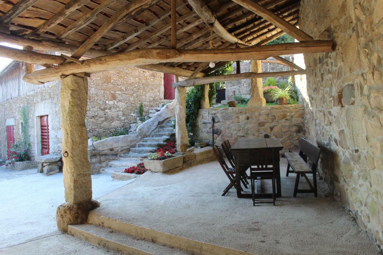 Casa Solveira Guest House O Pineiro Bagian luar foto