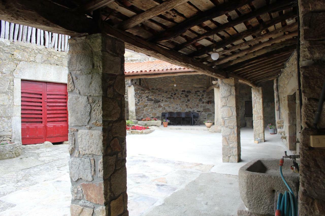 Casa Solveira Guest House O Pineiro Bagian luar foto
